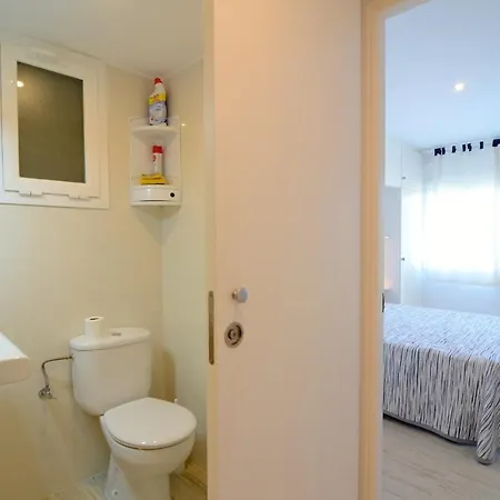 Apartment Rocamaura I A 1-2 *